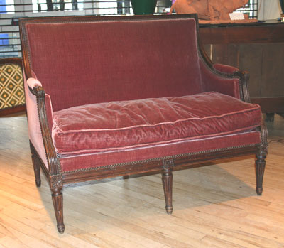 sofa Louis XVI style